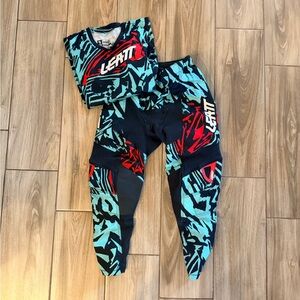 Leatt Youth Size 3.5 Ride Kit Moto Pants